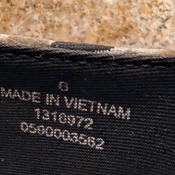 ASOS Women's Wide Fit Putty Point Pumps Mixed Floral Animal Print Modern Size 6 - Picture 9 of 11